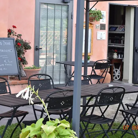 Rimaggiori Country & Restaurant باربيرينو دي موجيلو
